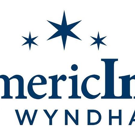 Americinn By Wyndham Oshkosh Extérieur photo